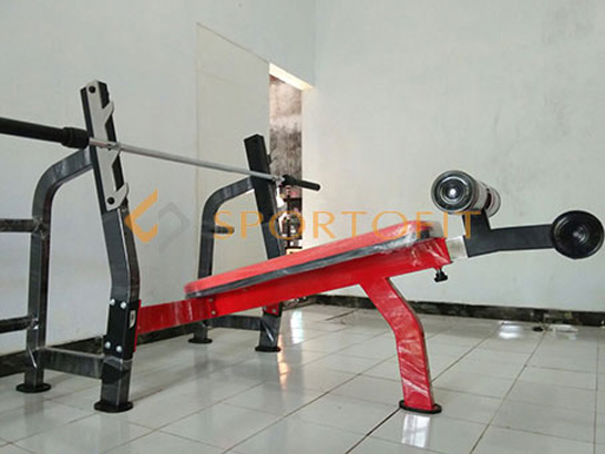 <strong><center>Olympic Decline Bench Press X-Gym 5x10</center></strong>